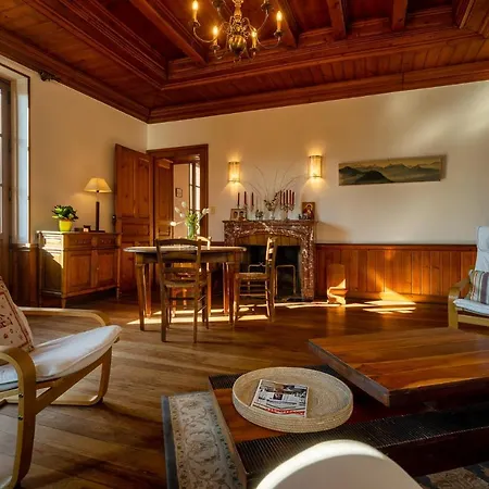 Cabana & Le Clos Don Jean Menthon-Saint-Bernard